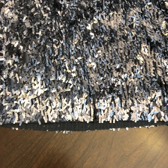 Sexy Express Silver Sequin Dress - Picture 9 of 16